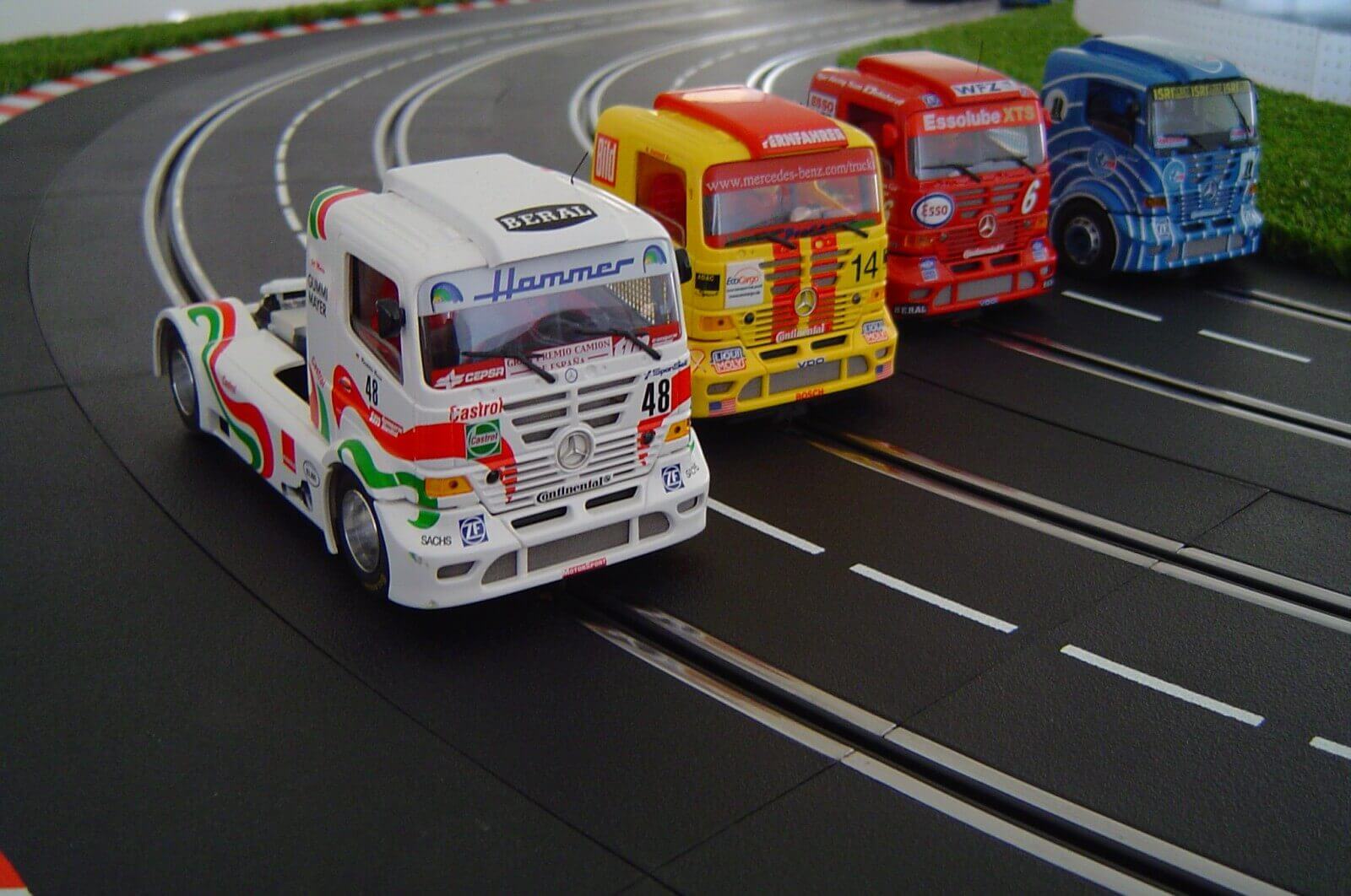 LKW-Flotte der Rennbahn