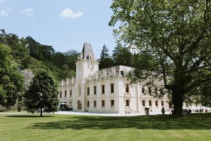 Schloss Hernstein